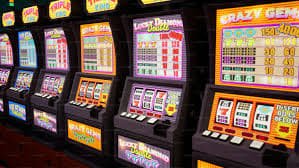 Tampilan Perpustakaan Permainan peraktoto menampilkan grid permainan slot dengan Aviator, Sweet Bonanza, Gates of Olympus, Fortune Tiger, dan Mahjong Ways